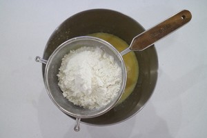 蛋糕胚零失败的做法,怎样烘焙蛋糕胚