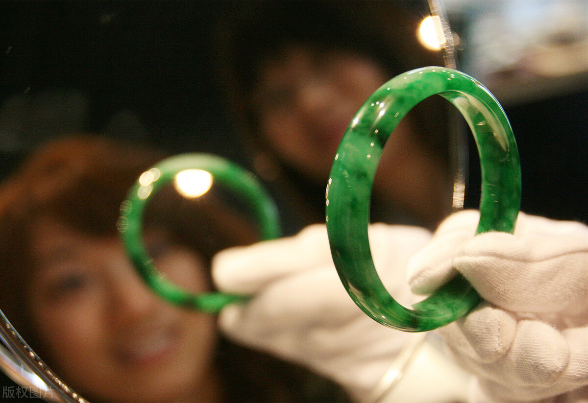 买翡翠原石被骗投诉成功案例,翡翠原石退货最后怎么处理