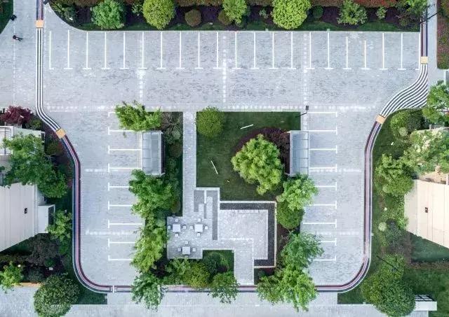 对停车场有什么好的建议,有趣的停车场指引