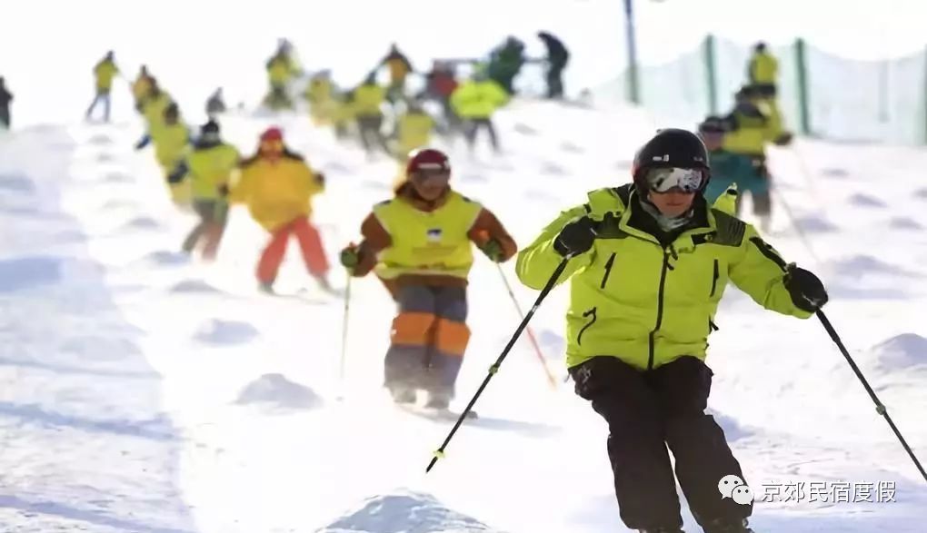 丝绸之路滑雪场民宿推荐,滑雪温泉民宿推荐