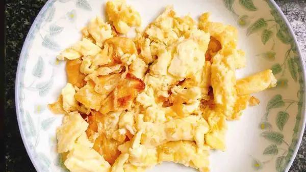 哪个季节容易吃辣椒上火,春季上火不包含哪个原因