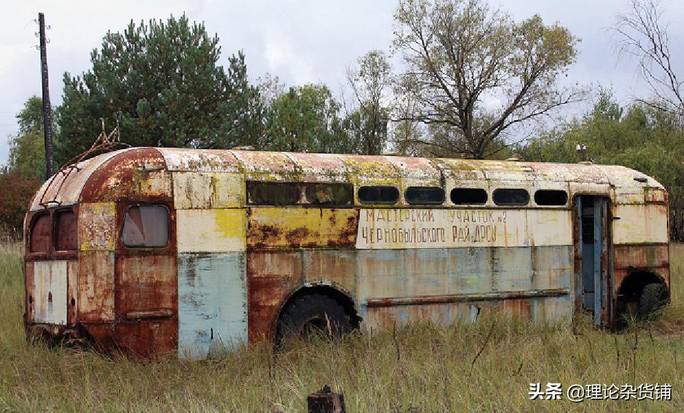 切尔诺贝利核辐射多少年可以消失,切尔诺贝利辐射相当于多少个广岛