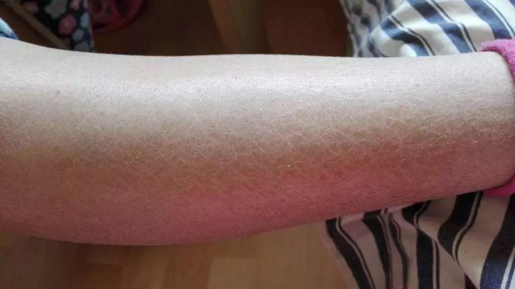 冬天别再穿这些衣物了,现在流行怎么穿保暖洋气又好看