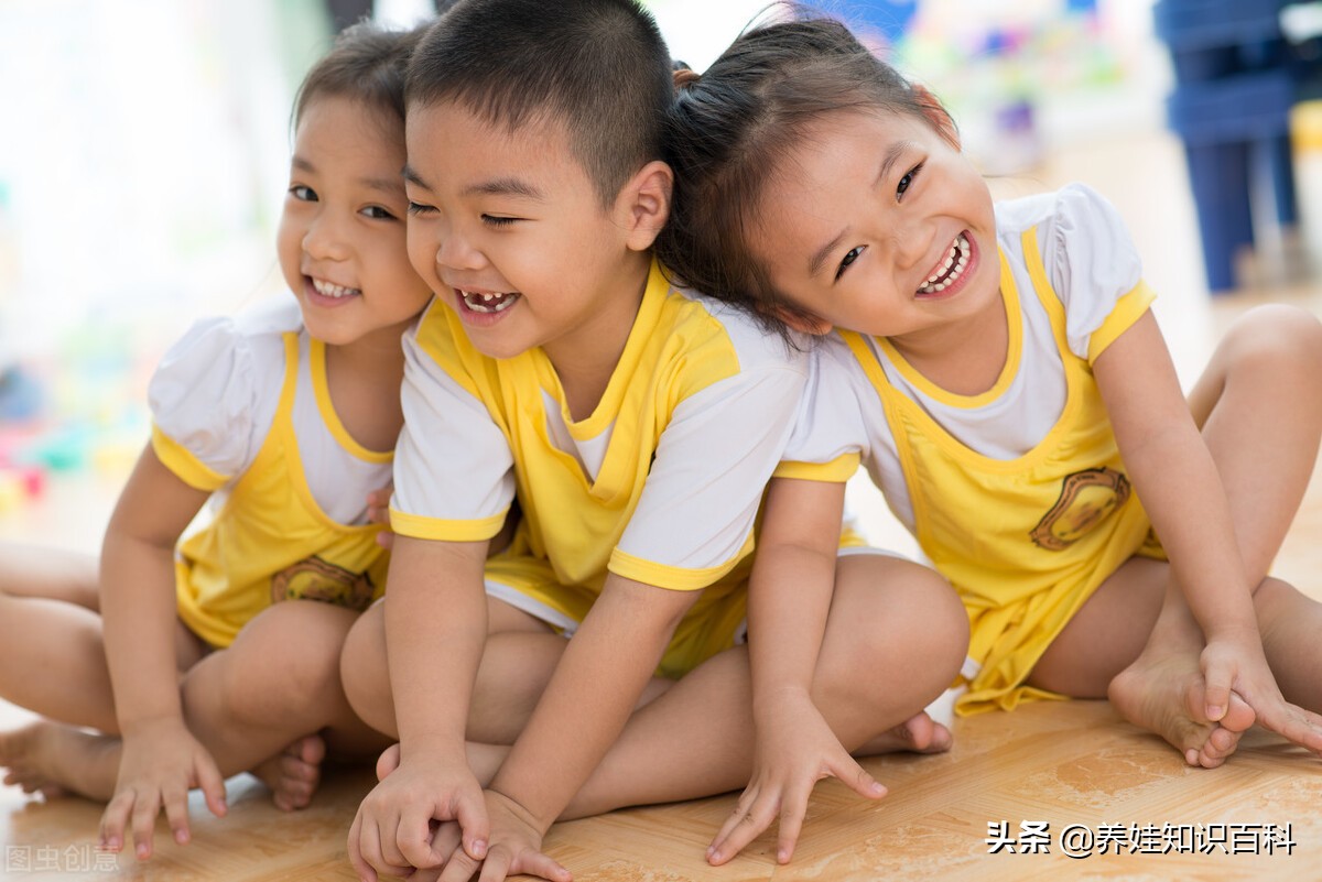 宝宝不想上幼儿园怎么办的视频,孩子上大班了不想上幼儿园怎么办