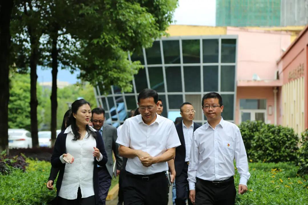 内江任免公示邢伟平,邢伟平