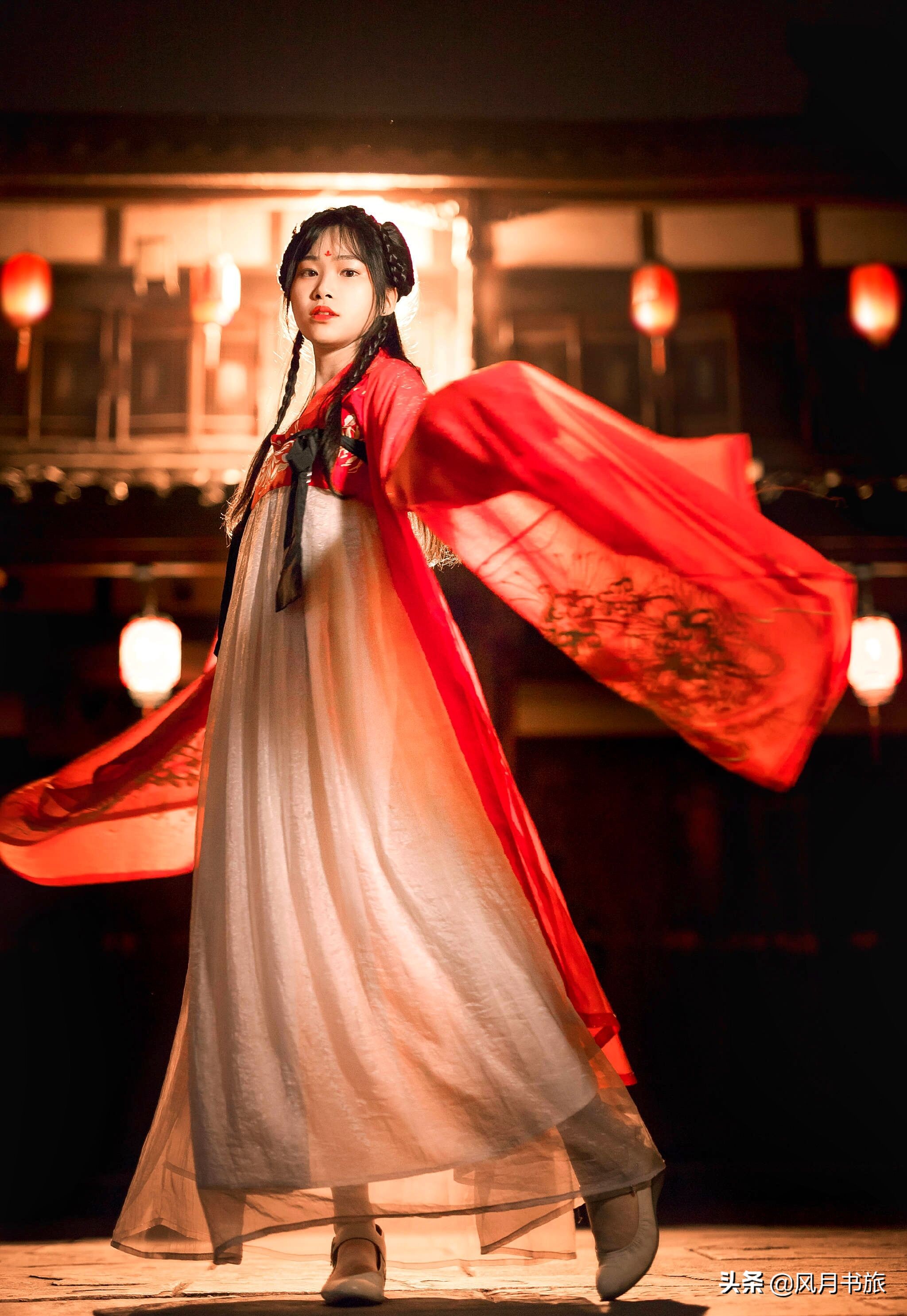 中国成都的锦里古街,成都最低调的三国古镇