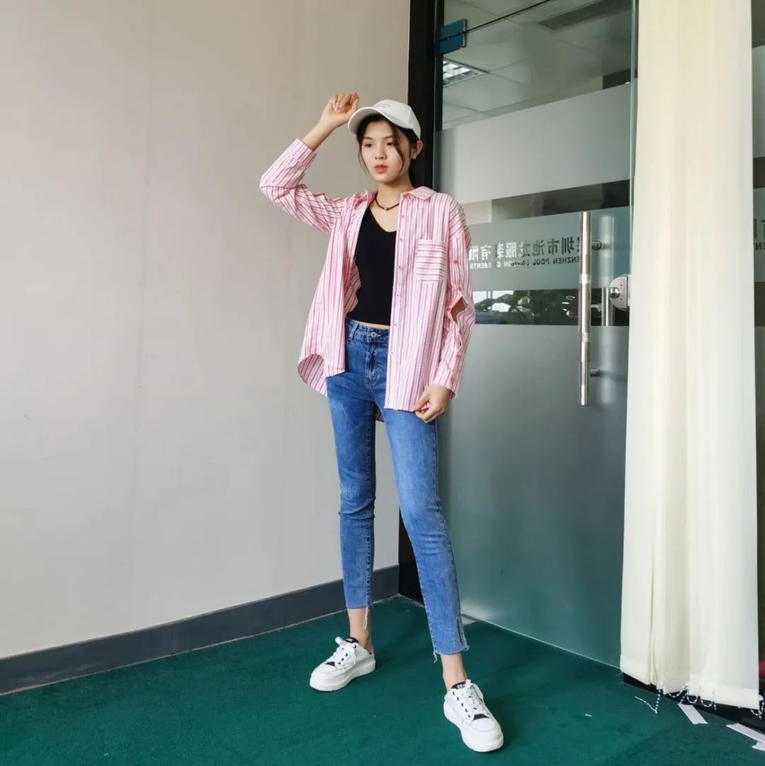 春季如何将基础款穿得高级又时髦,初春穿搭参考春日怎么穿有回头率