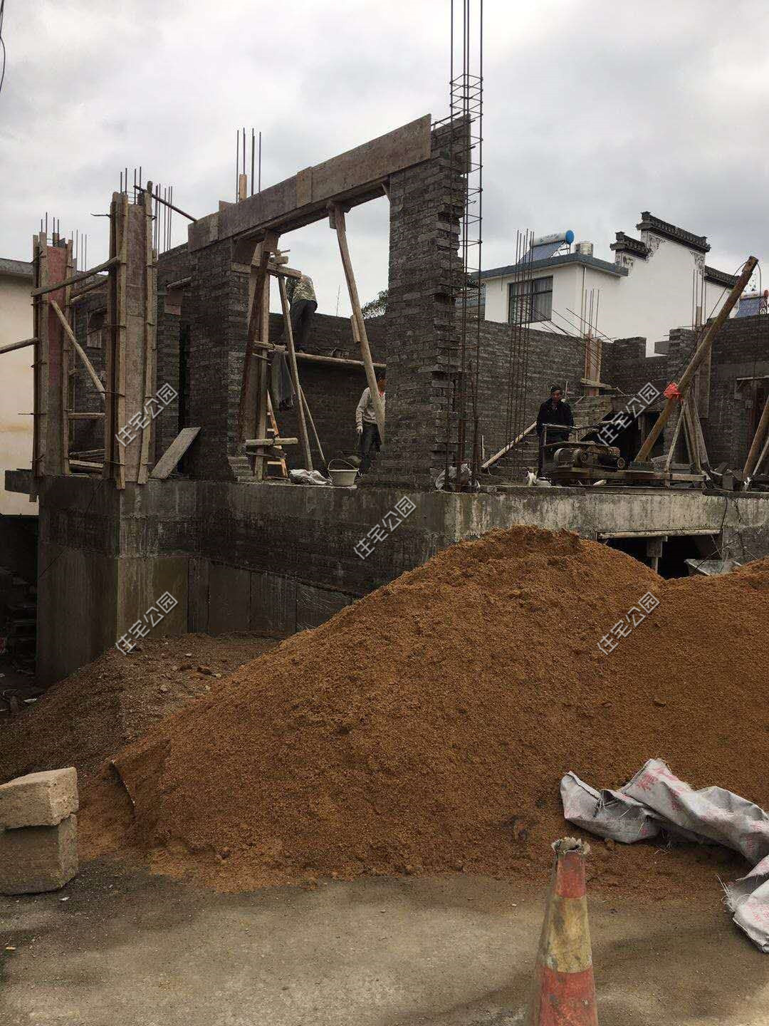 农村建房得多少吨水泥,农村建房用水泥多少钱一方