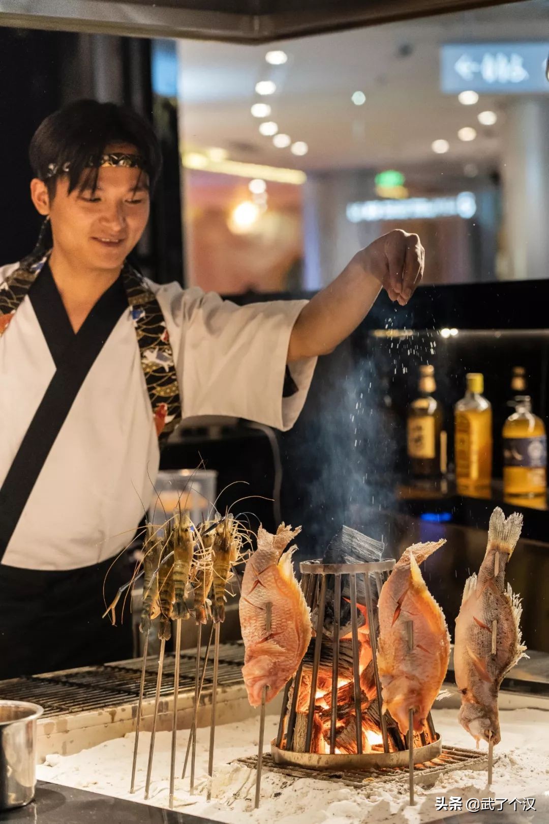 听说我的同事一天吃遍全世界,他是怎么办到的?