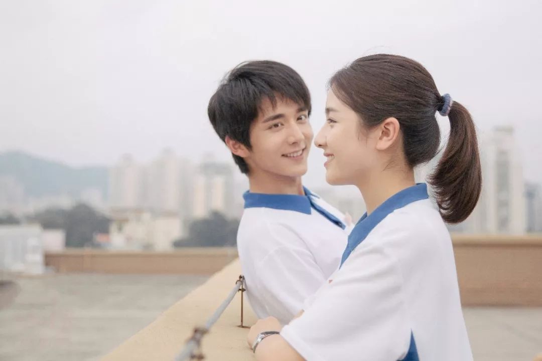 男女住酒店违法吗,男女自愿同住酒店合法吗