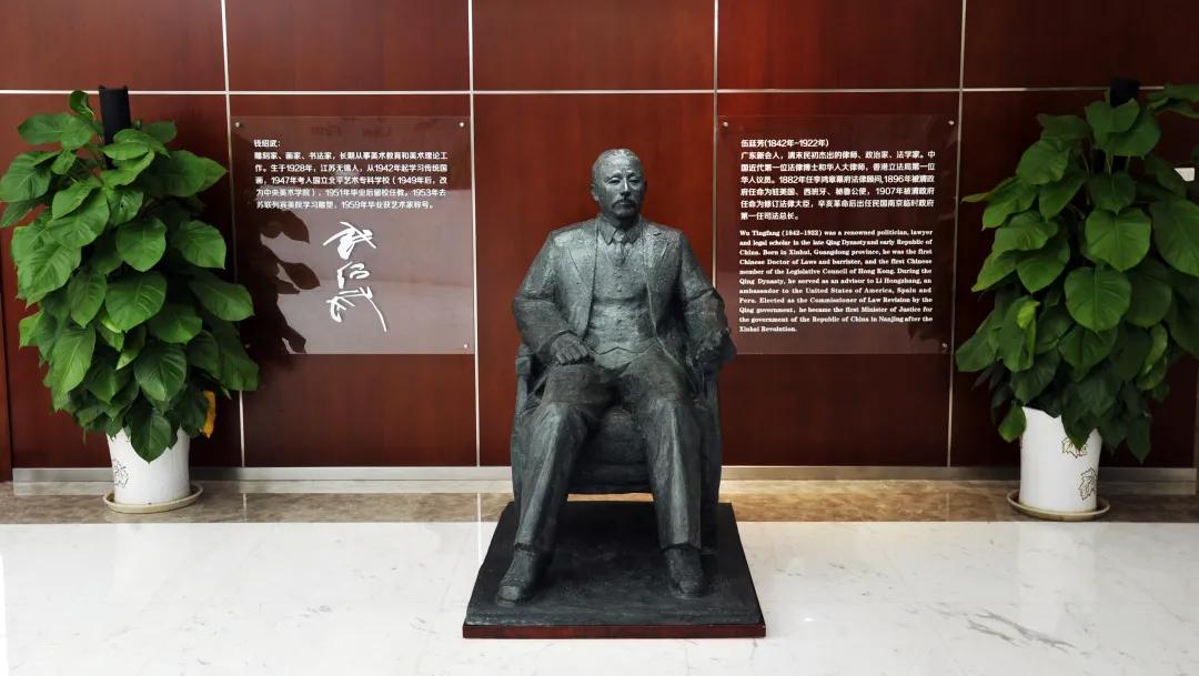 中闻律所合伙人,中闻律所如何加盟