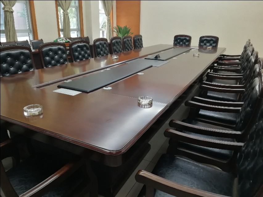 皮椅翻新换面,皮椅修复翻新