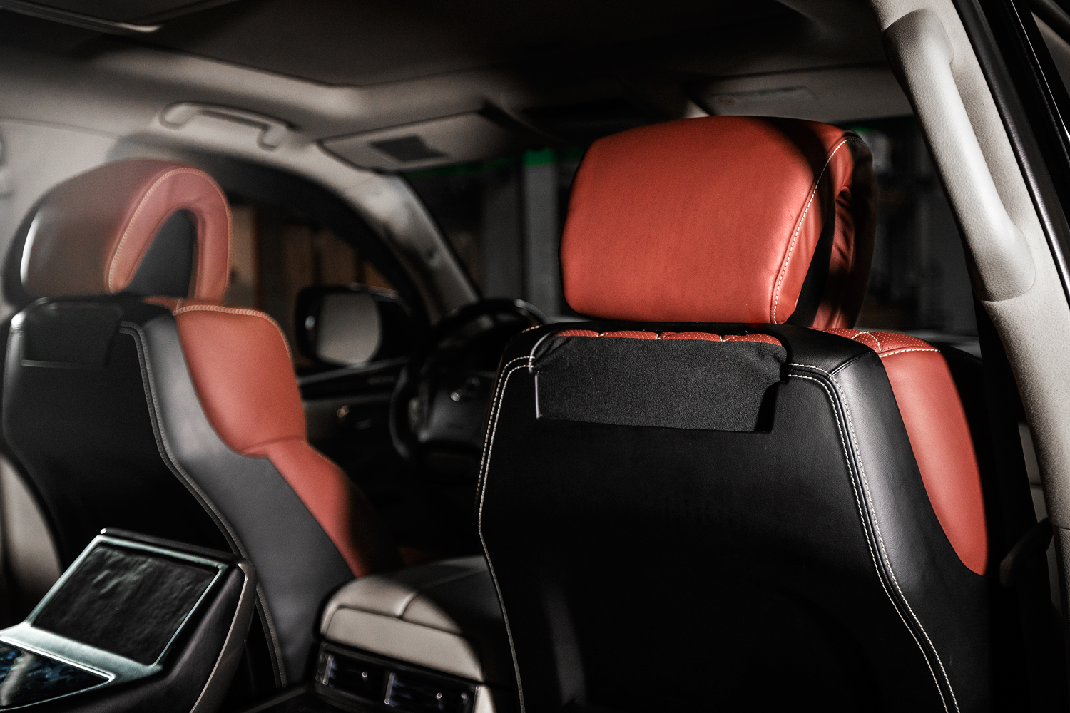 速改案例|看到iPhone11Pro，兰酷的整车速改师笑了