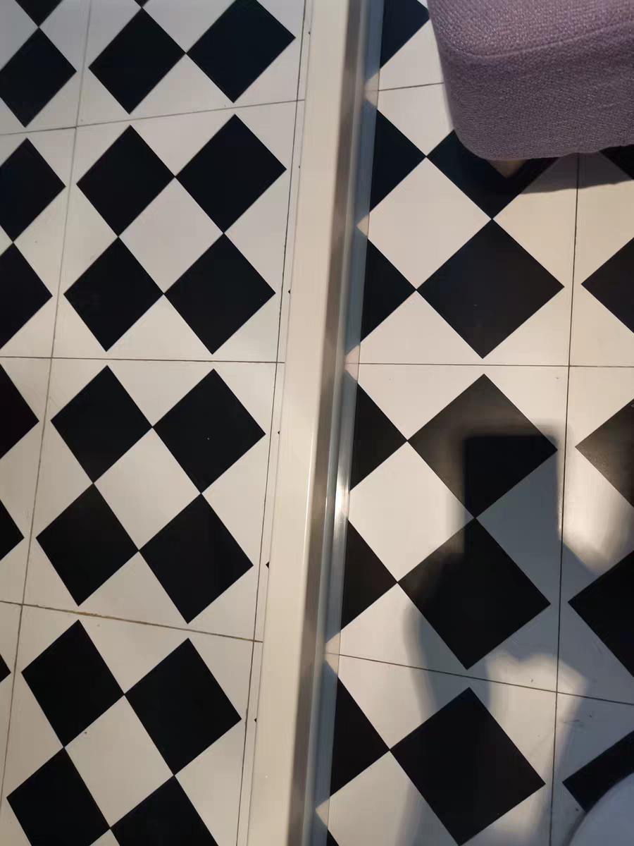 最简易的干湿分离淋浴间,淋浴区干湿分离