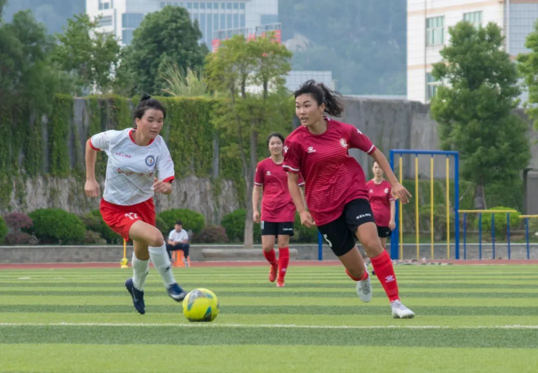 第一届青少年足球联赛总决赛,青少年足球锦标赛大获全胜