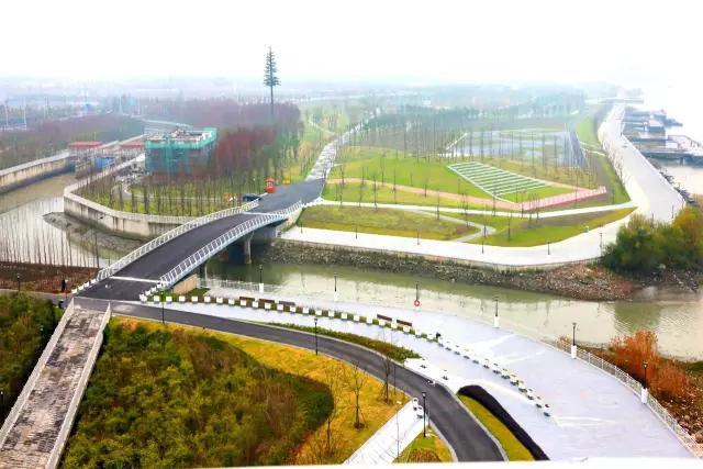 浦东24小时不打烊图书馆,浦东滨江世博文化公园