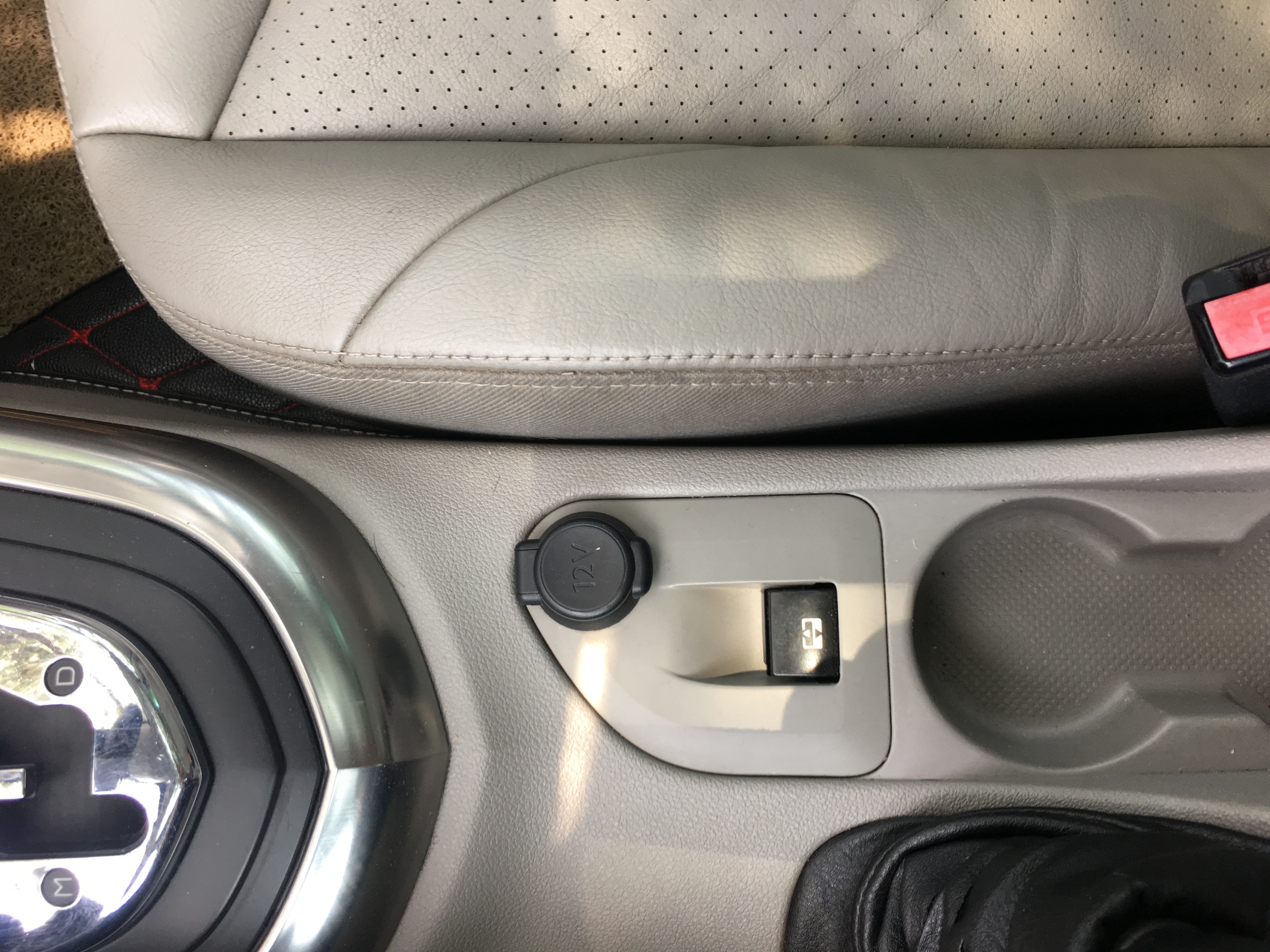 法系车老款标致308,标致308sw算b级车