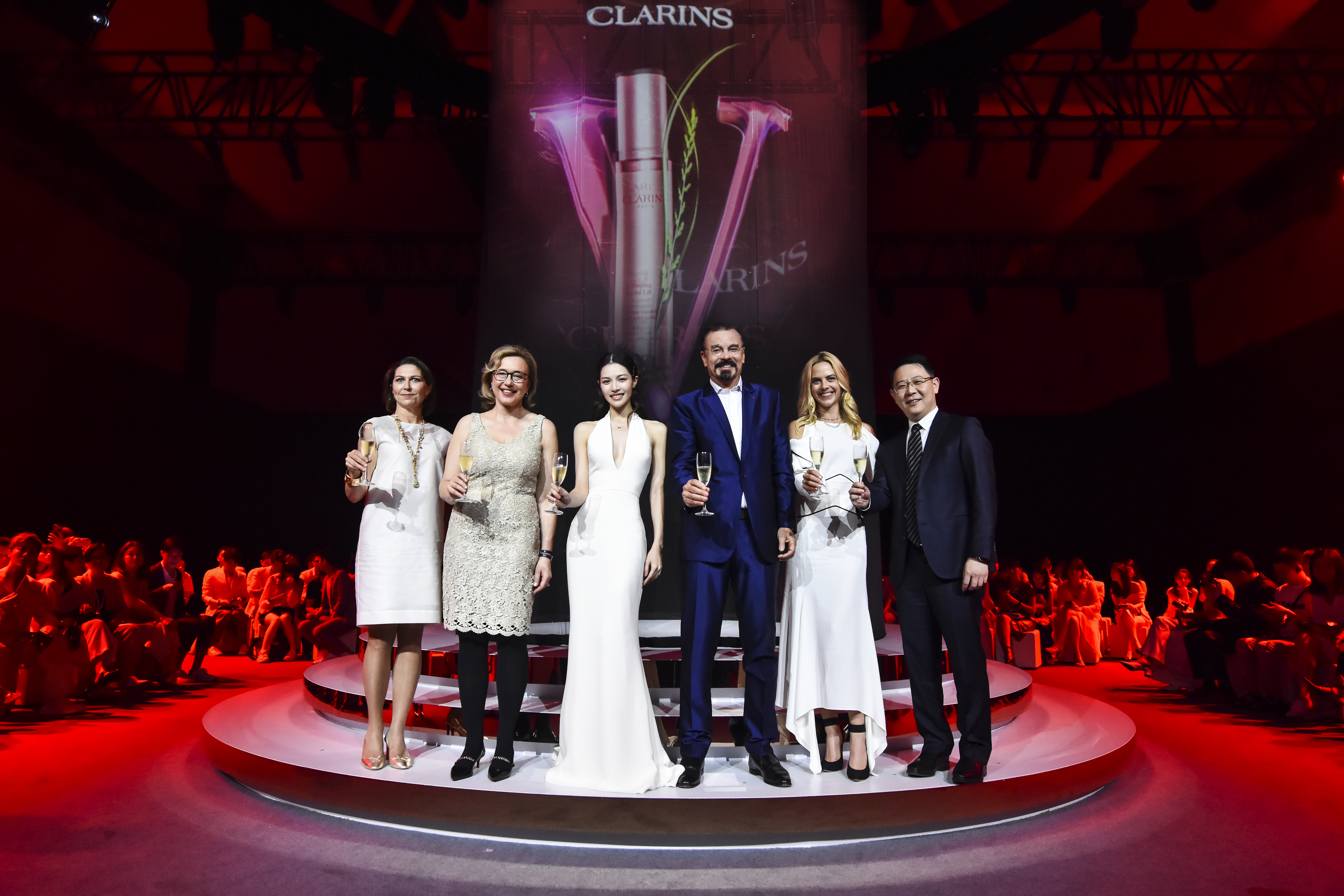 娇韵诗小瓷瓶钟楚曦,娇韵诗钟楚曦迪丽热巴