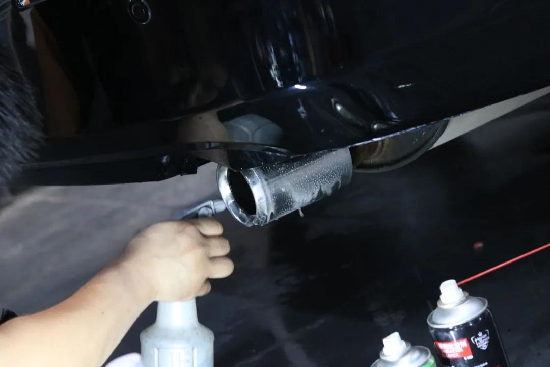 怪兽翻新车,怪兽修车翻新艾力绅