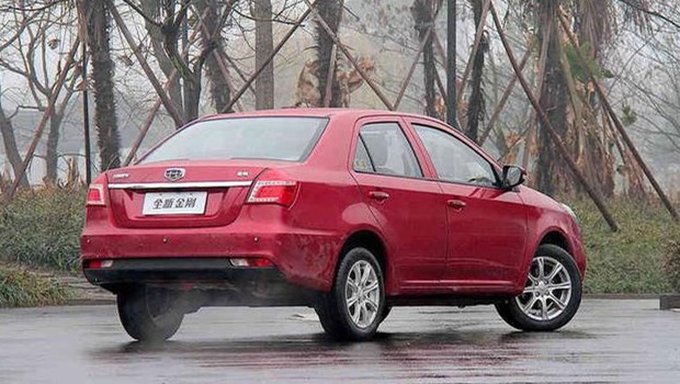 吉利金刚当年卖多少钱,16年的吉利金刚值不值得购买