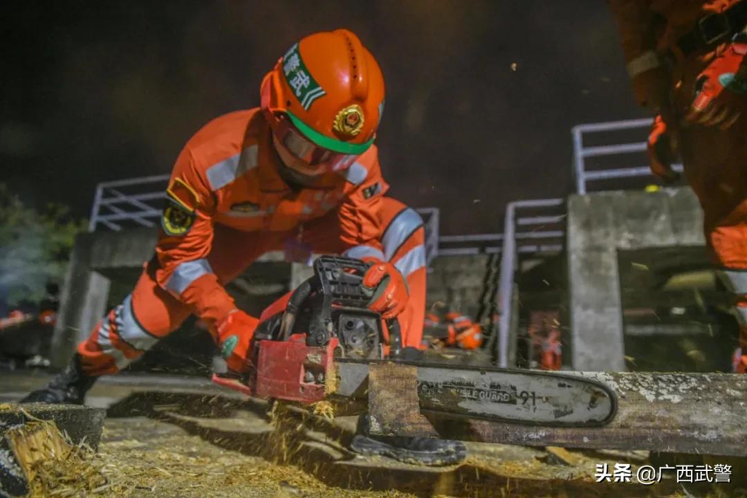 胆子小的，劝你轻易别当*警武**工兵...