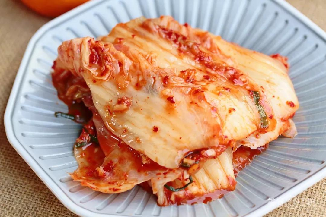 辣白菜怎么做去掉生白菜味,自制无糖辣白菜的腌制方法