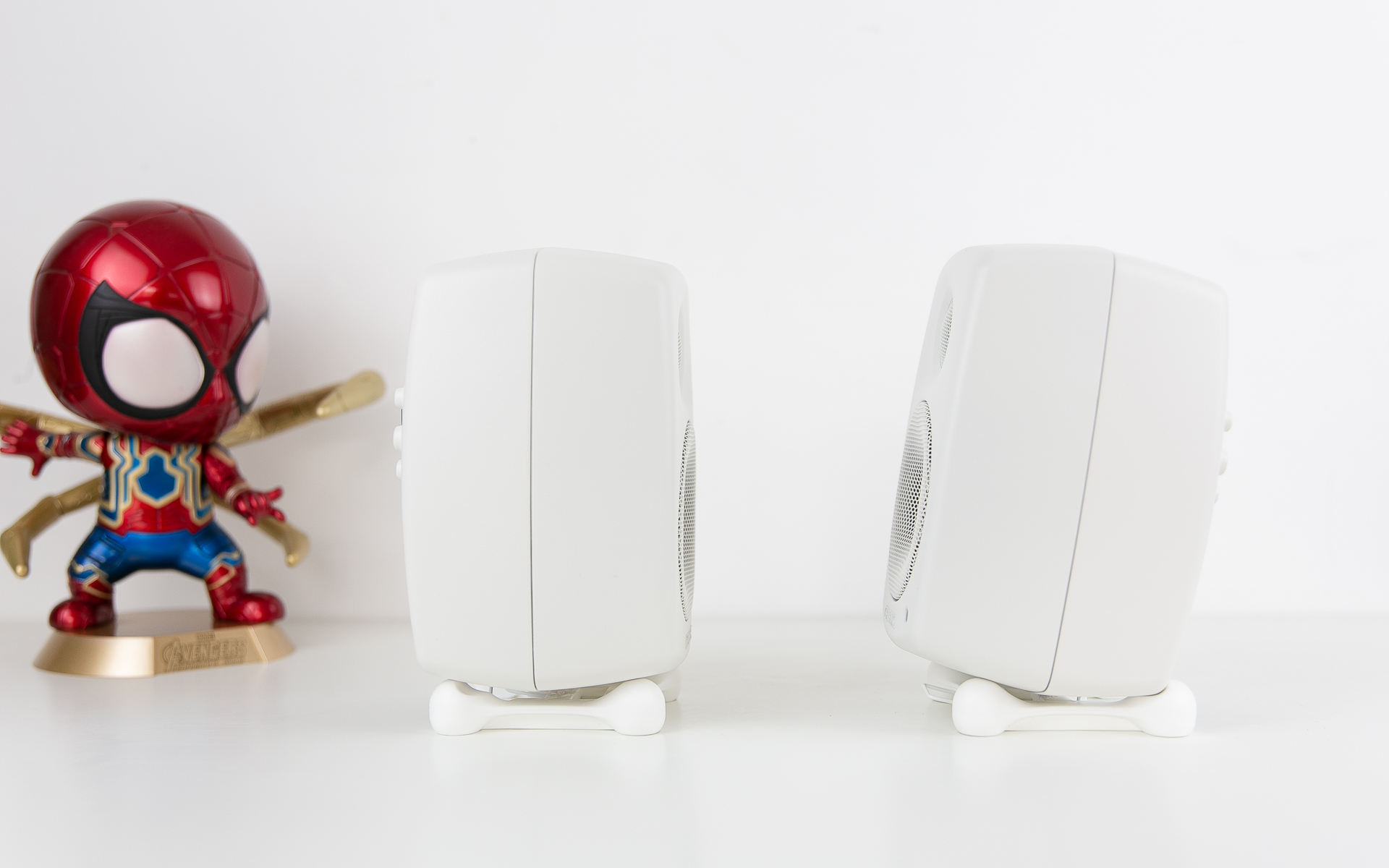 真力genelec g1 f1 立体声2.1 (genelec 真力g one g1)