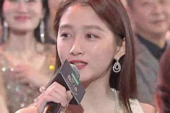 鹿晗给关晓彤起了个外号,鹿晗和关晓彤相互称呼