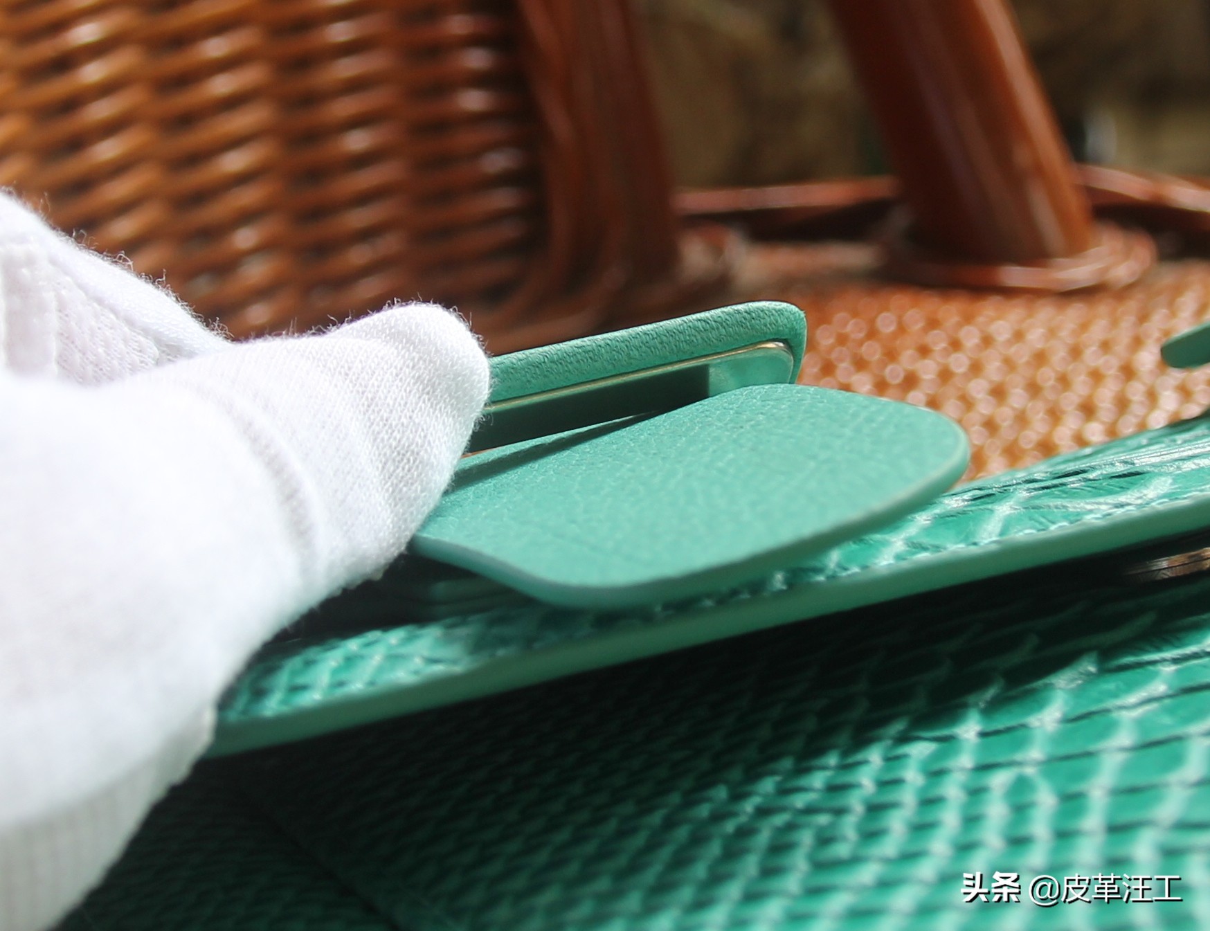 秋冬新款头层牛皮真皮女包图片,真皮女包100%牛皮法式复古风