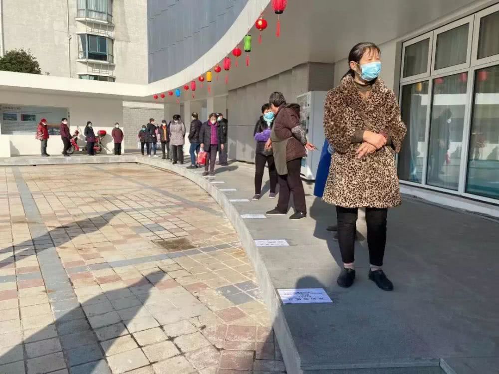 钟南山没让动,但返程高峰期即将到来,怎么办?这几点建议请收好