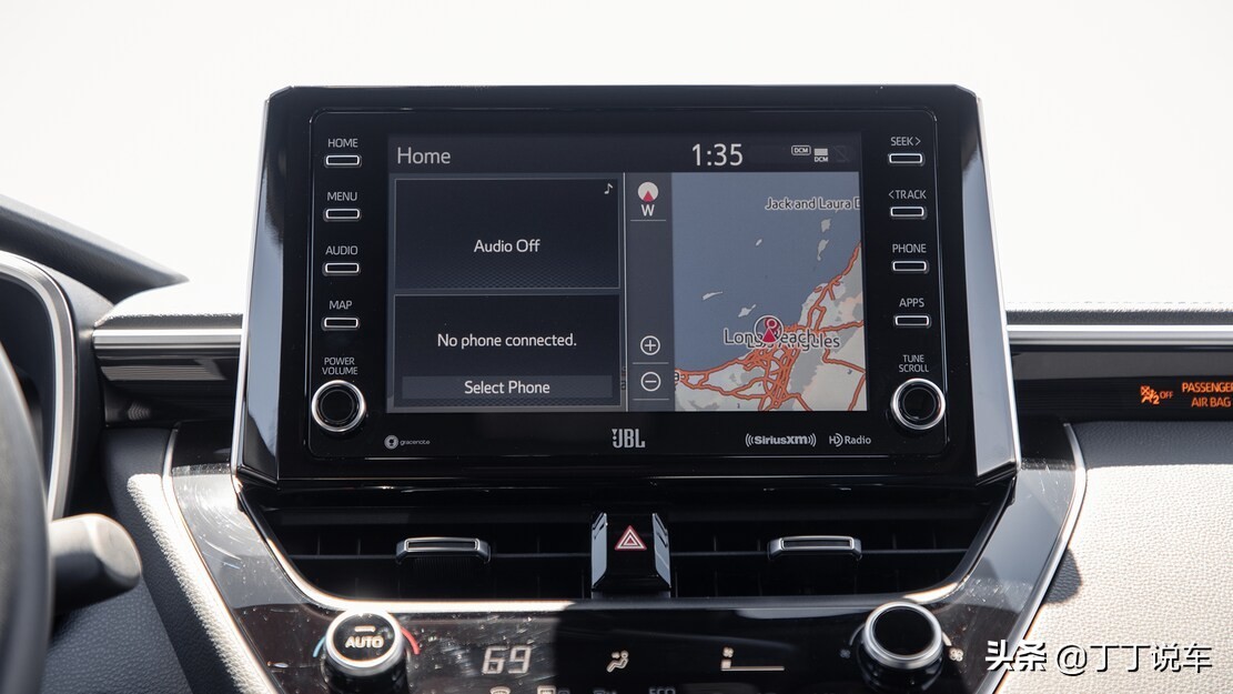 12款本田思域和12款卡罗拉哪个好,思域对比丰田卡罗拉