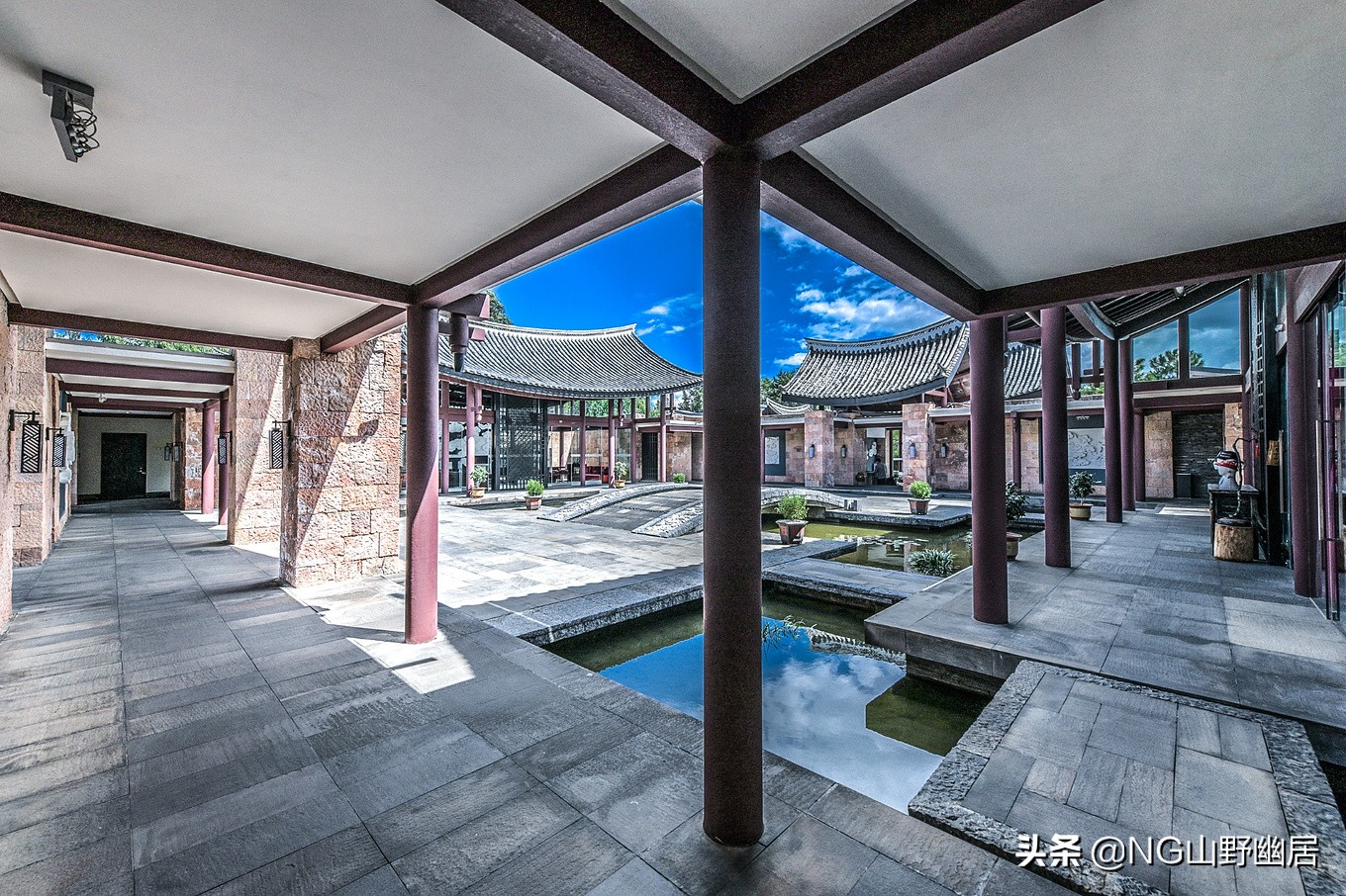 丽江最美度假村：集建筑与自然的精髓，把酒店变成风景区