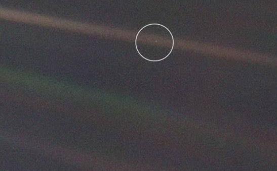 蓝色是宇宙最本质的颜色,蓝色是宇宙中最本质的颜色