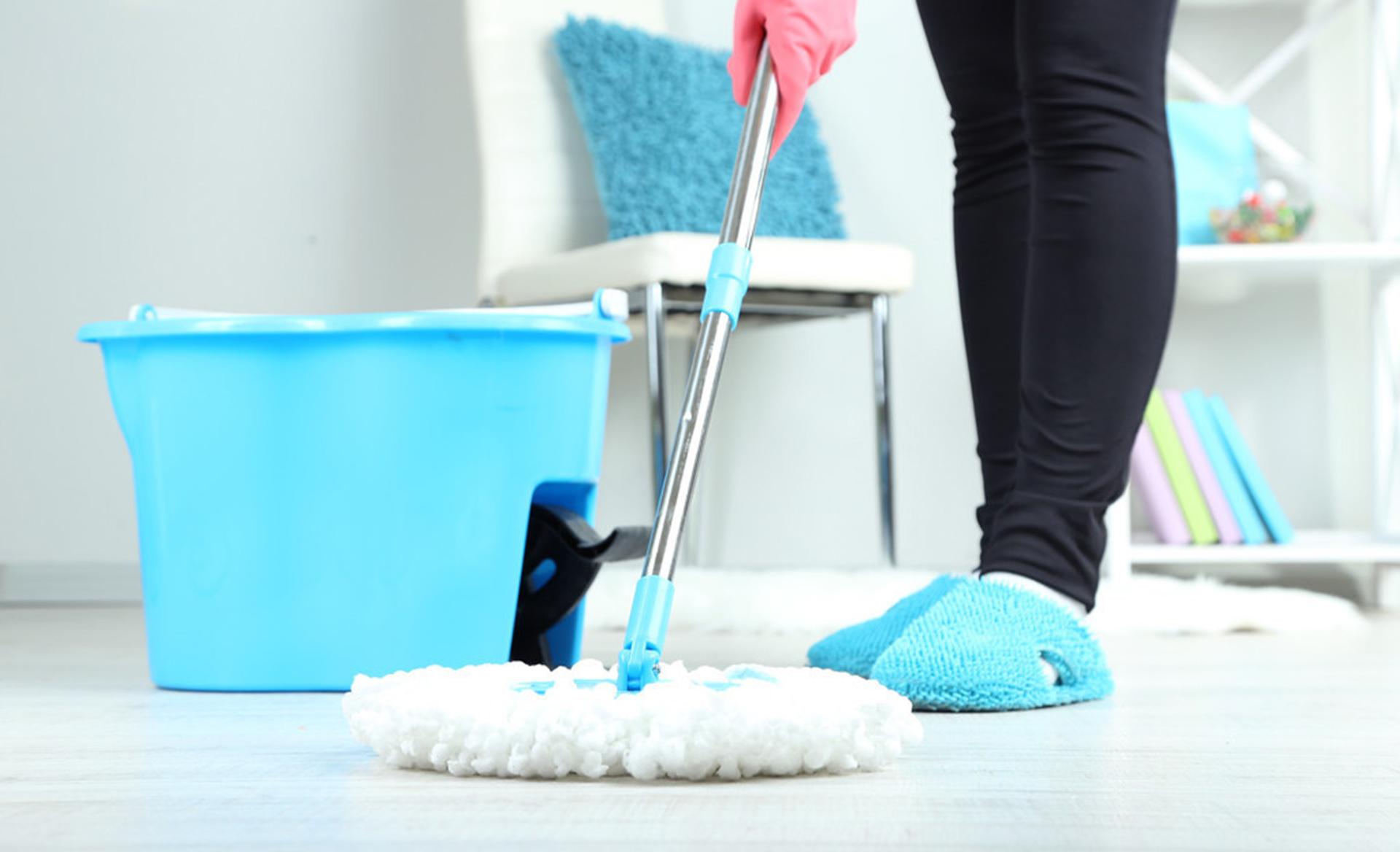 拖地为什么有一股腥味,拖地总是有一种腥味是瓷砖问题吗