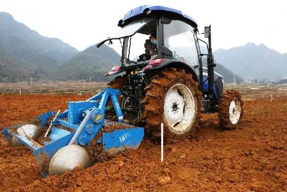 春耕外出劳动，要不要戴口罩？农机具要消毒么？