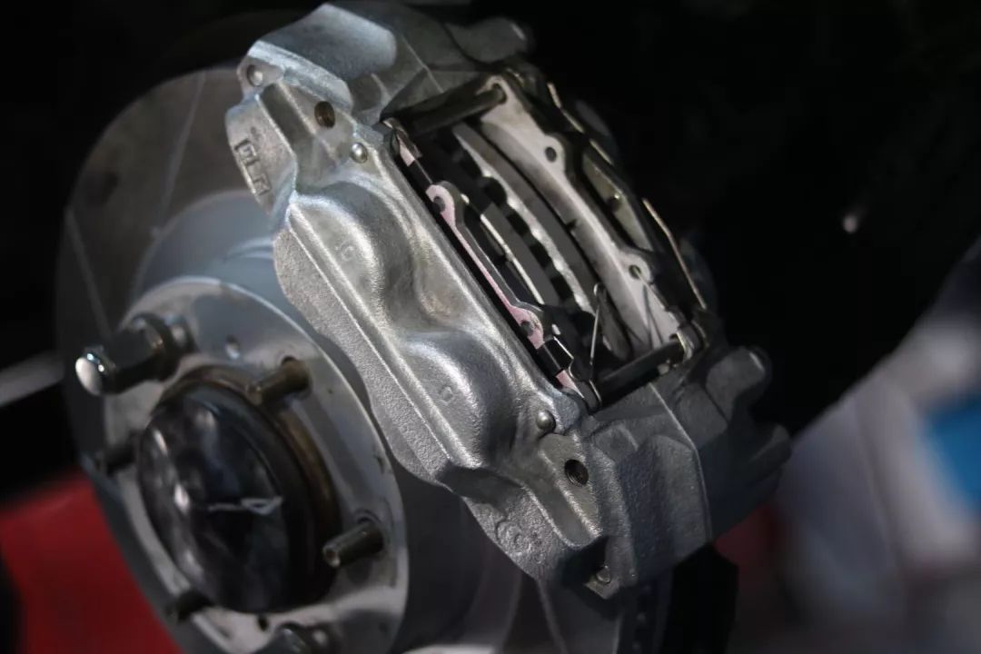 怪兽修车：翻新“残损不堪”的二手霸道LC150，满血复活变新车