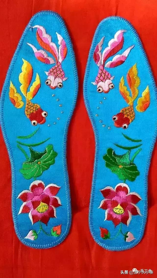 甘肃庆阳女孩子结婚自己做的鞋垫,庆阳陪嫁手工鞋垫