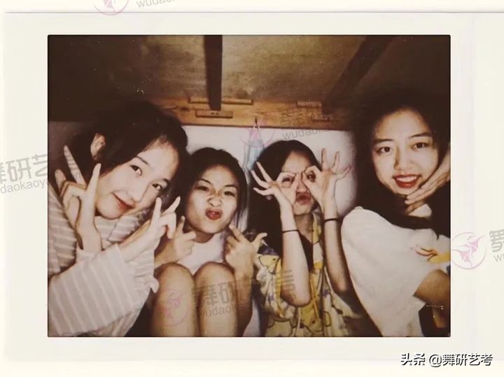 只有内心强大了才能冲破一切阻碍,只有自己内心强大才能不被伤害