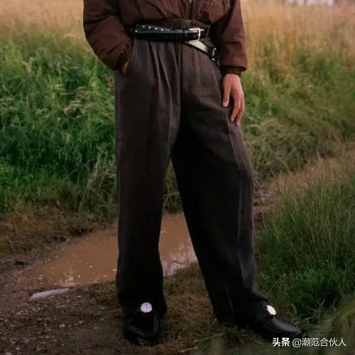 vans一脚蹬各个版本穿着区别大吗,为什么vans一脚蹬这么好穿