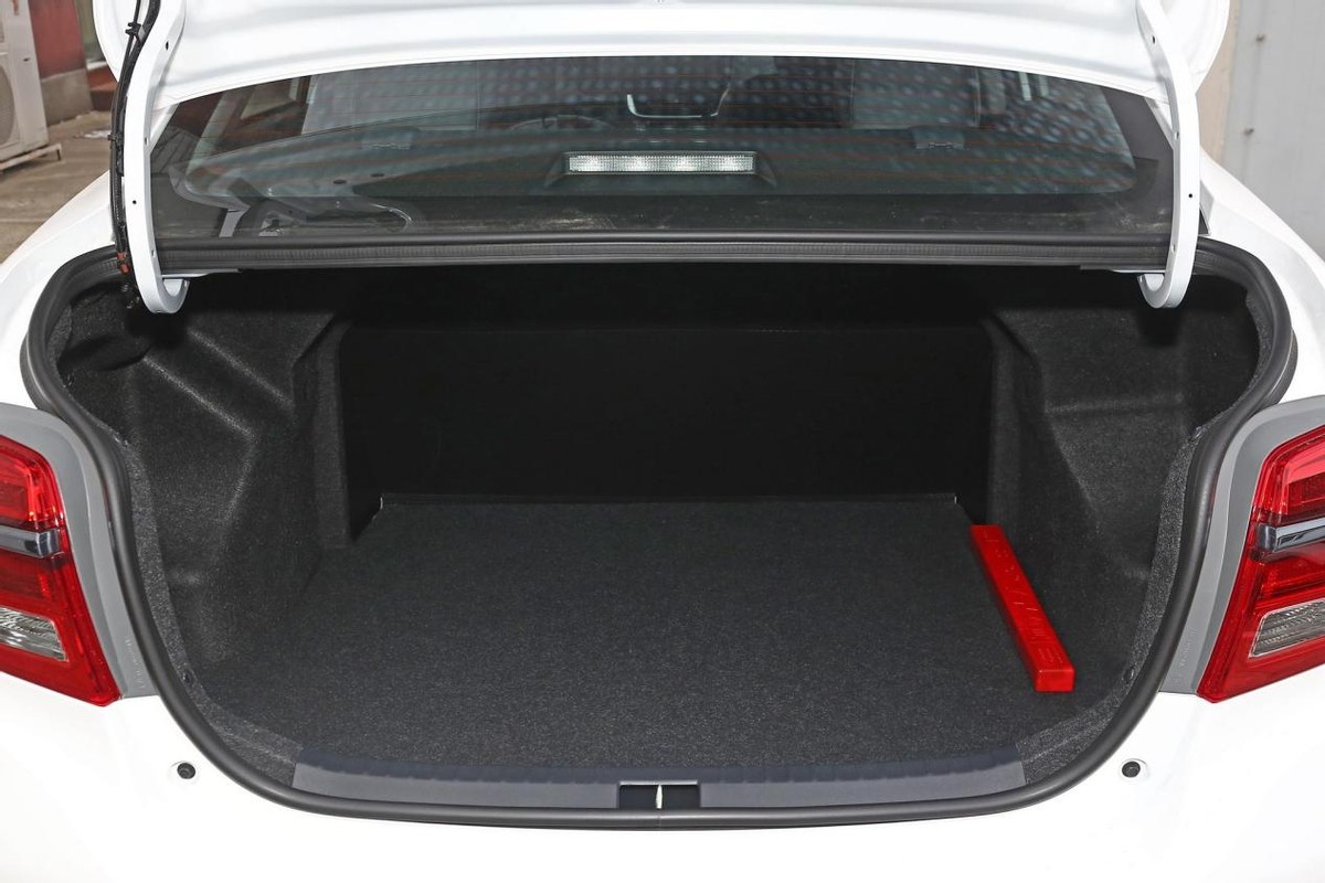 15万到20万左右丰田轿车全部车型,丰田十万出头哪款车性价比高