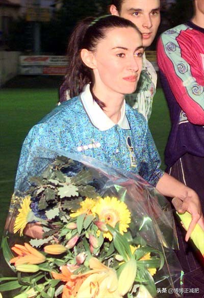 当女裁判遇到c罗,当足球女裁判