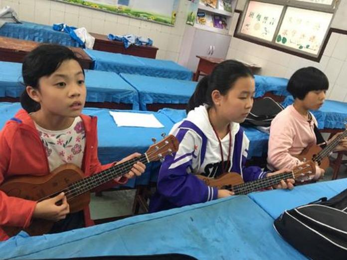 兴趣班不宜报的太多,兴趣班要不要报钢琴