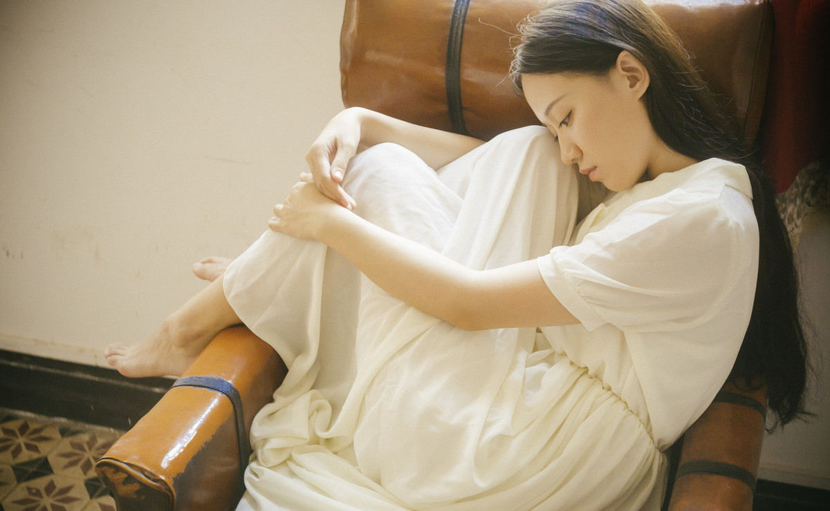 情侣男生对女生冷淡的原因,情侣中男生对女生的坏心思