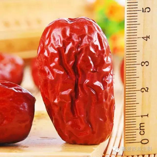 和田大枣与灰枣哪个营养价值高,和田玉枣品种图片大全