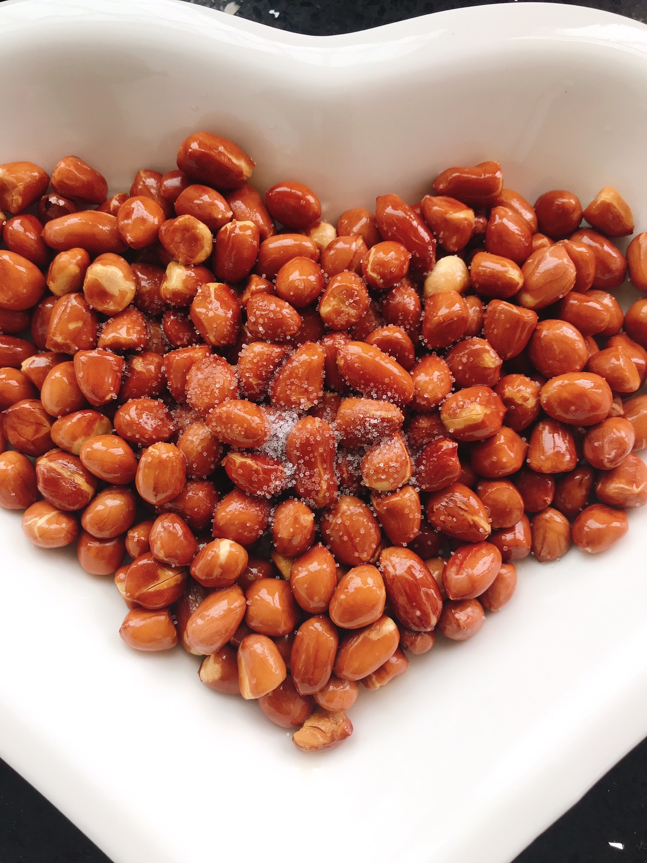 炒完的花生米凉了还是软,炒的花生米返潮了放冰箱里可以吗