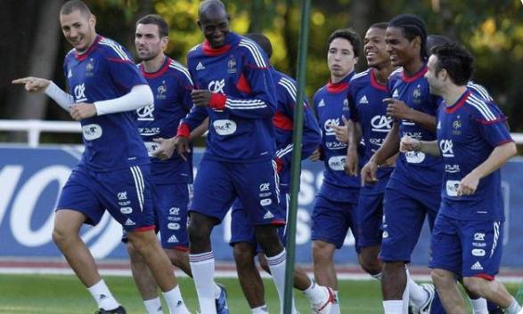 法国足球队内讧扳平比分,法国国家队内讧