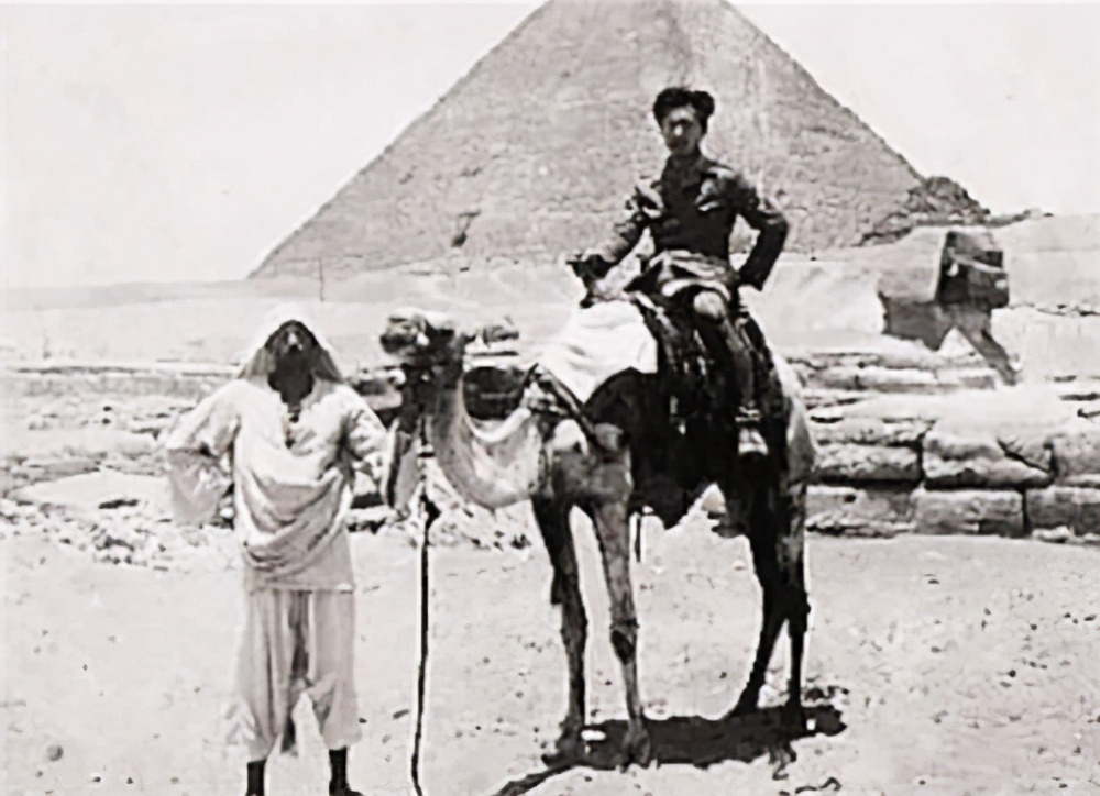 90年前环球徒步第一人，走过40多个国家，希特勒与其畅谈2天