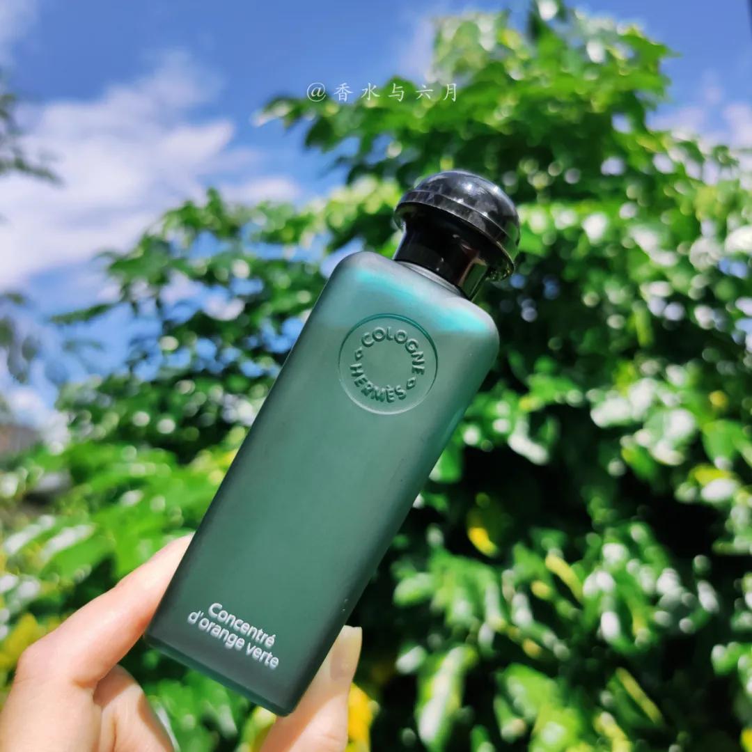 第一次见男朋友适合喷什么香水,夏天适合喷的大牌香水