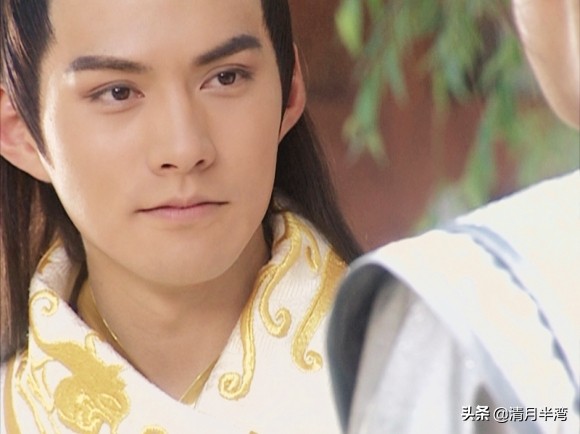 丑人不要再祸害古装了！能上*男美**榜的，只服这9位，个个剑眉星目