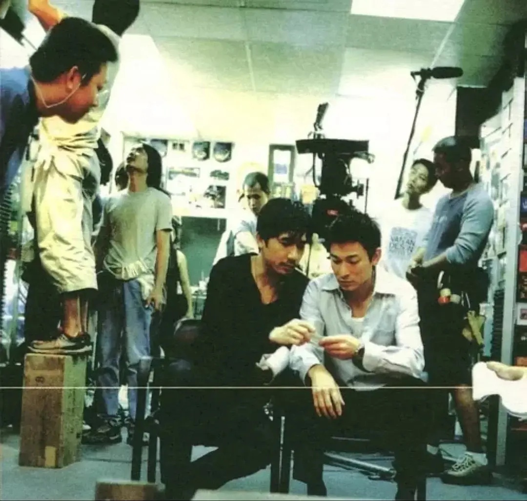 刘德华梁朝伟无间道演技大pk,解读无间道梁朝伟刘德华